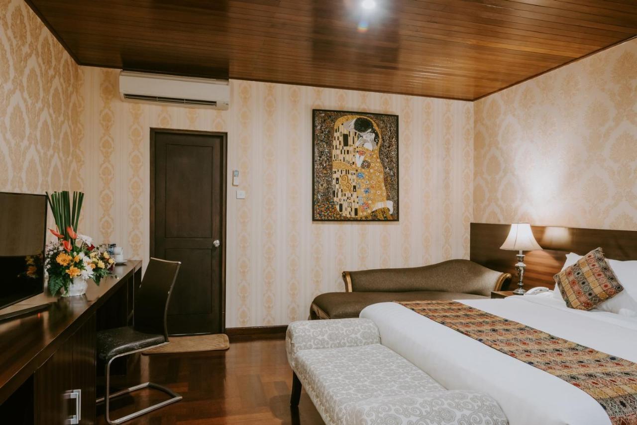 Arthur Suites By Mahavilas Kuta Lombok Eksteriør billede
